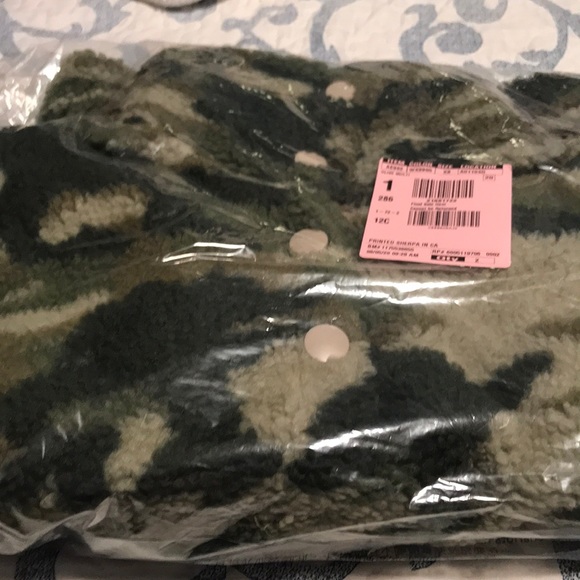 J Crew Snap Collar Sherpa Fleece Sweatshirt, Camo - Picture 2 of 3